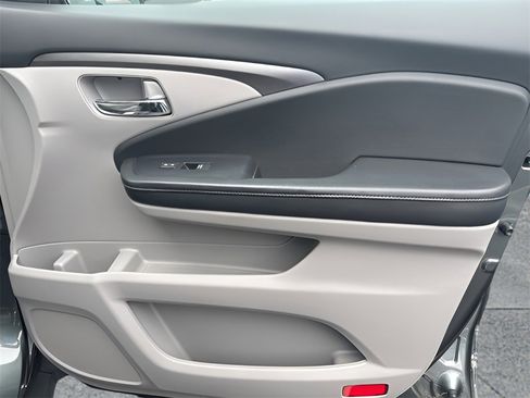 Used 2019 Honda Ridgeline RTL image 39