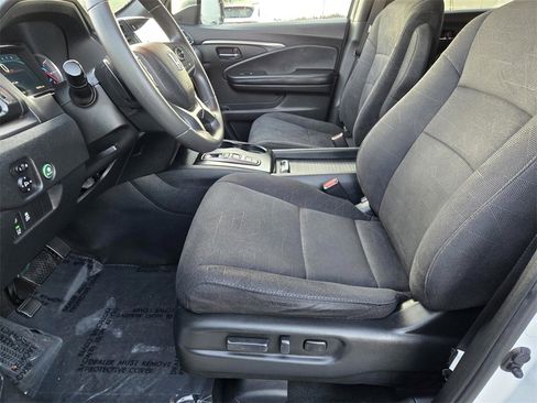 Used 2022 Honda Pilot Sport image 25