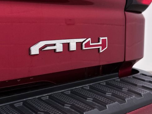 Used 2023 GMC Sierra 1500 AT4 w/ AT4 Preferred Package AWD/4WD image 26