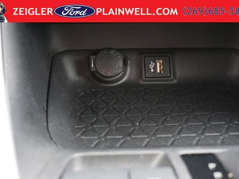 Used 2023 Toyota RAV4 LE AWD/4WD image 20