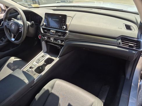Used 2018 Honda Accord Hybrid image 30