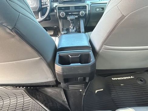 Used 2024 Toyota Tacoma SR5 image 20