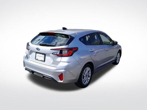 Certified 2025 Subaru Impreza 2.0i image 9