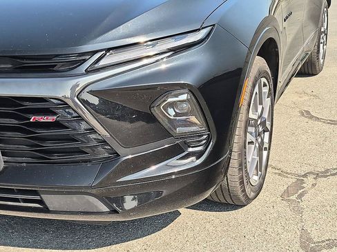 Certified 2025 Chevrolet Blazer RS FWD image 9