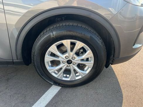 Used 2024 Ford Escape Active AWD/4WD image 9