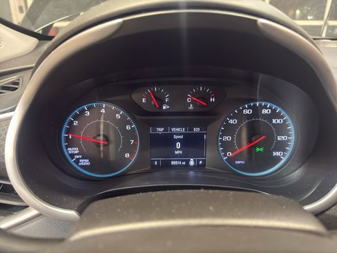 Used 2022 Chevrolet Malibu LT image 18