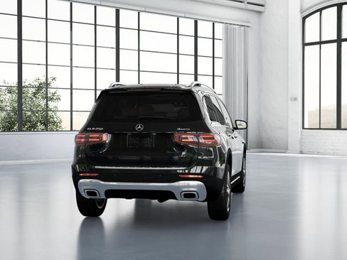 New 2026 Mercedes-Benz GLB 250 4MATIC image 24