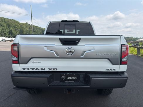 Used 2021 Nissan Titan Platinum Reserve w/ Moonroof Package AWD/4WD image 4