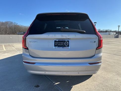 Certified 2025 Volvo XC90 B6 Plus image 7