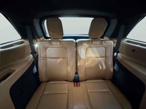 Used 2025 Lincoln Aviator Black Label AWD/4WD image 54