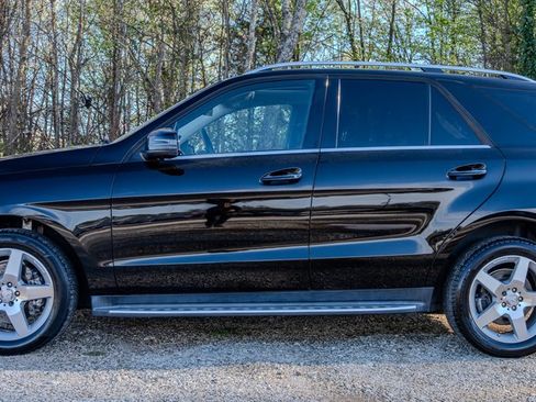 Used 2015 Mercedes-Benz ML 400 4MATIC image 2
