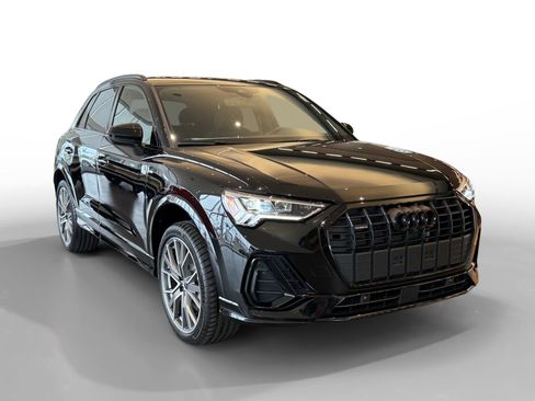 Certified 2025 Audi Q3 2.0T Premium Plus w/ Premium Plus Package image 7
