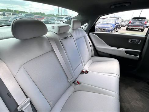 Used 2024 Hyundai Ioniq 6 SEL RWD image 17