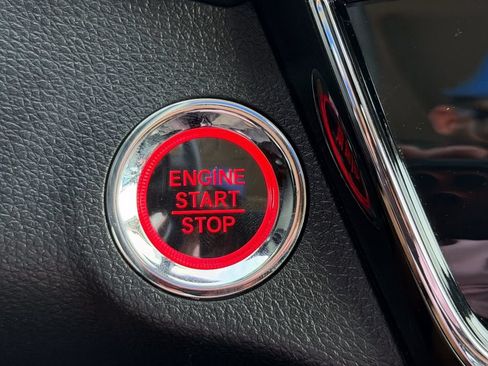 Used 2021 Honda HR-V EX-L image 26