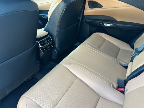 Used 2025 Lexus RX 350h w/ Convenience Package AWD/4WD image 9
