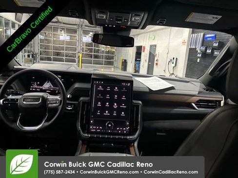 Certified 2025 GMC Yukon Denali AWD/4WD image 28