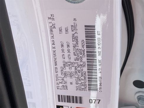 Certified 2025 Toyota Tacoma SR5 image 35