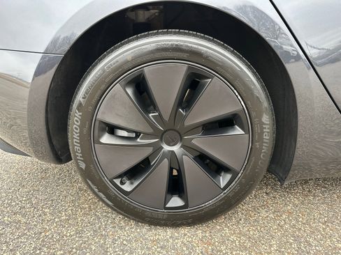 Used 2024 Tesla Model 3 Long Range image 17