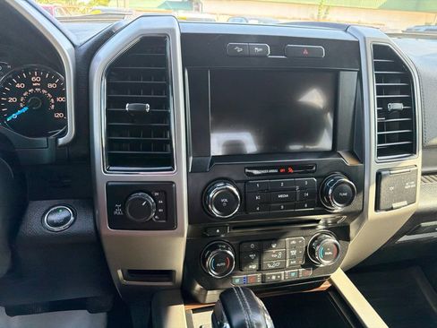 Used 2017 Ford F150 Lariat AWD/4WD image 33