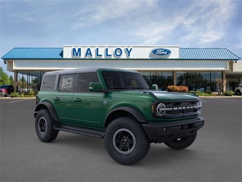 New 2025 Ford Bronco Outer Banks w/ Sasquatch Package image 7