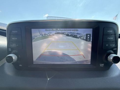 Used 2019 Hyundai Santa Fe SE image 17