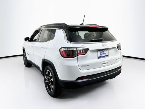 Used 2022 Jeep Compass Limited AWD/4WD image 7