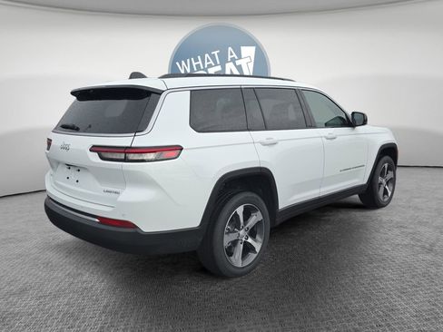 New 2026 Jeep Grand Cherokee L Limited w/ Luxury Tech Group II AWD/4WD image 3