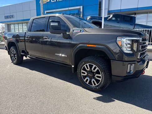 Used 2021 GMC Sierra 3500 AT4 w/ AT4 Premium Plus Package image 7
