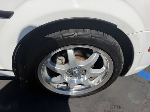 Used 2003 Toyota MR2 RWD image 25