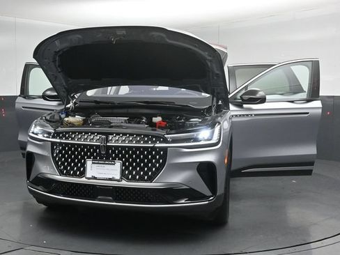 Certified 2025 Lincoln Nautilus Premier AWD/4WD image 51