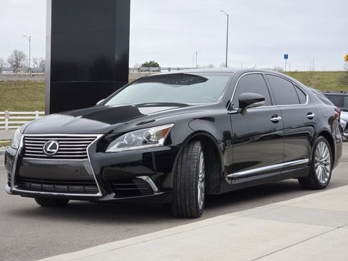 Used 2014 Lexus LS 460 AWD image 23