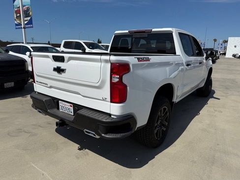 Used 2026 Chevrolet Silverado 1500 LT Trail Boss w/ LT Trail Boss Premium Package AWD/4WD image 10