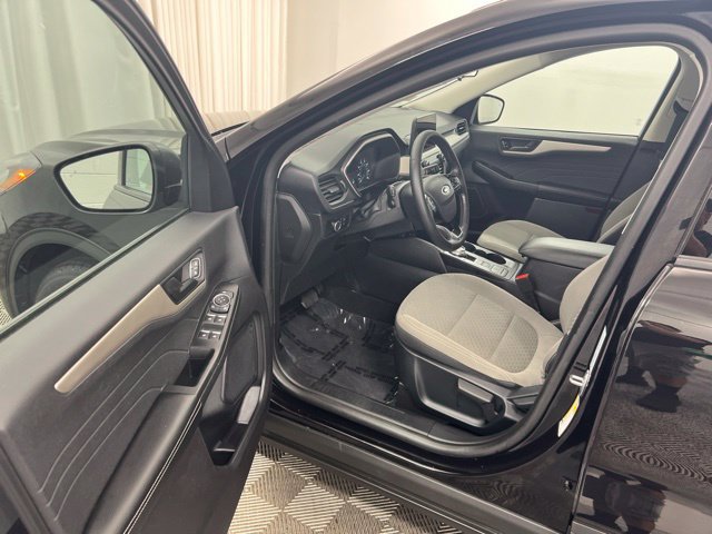 Used 2022 Ford Escape SE w/ Cold Weather Package AWD/4WD image 12