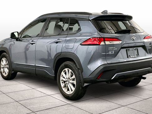 Used 2023 Toyota Corolla Cross LE image 10