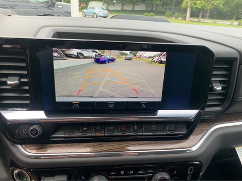 Used 2024 Chevrolet Silverado 1500 LT Trail Boss w/ Convenience Package II image 15