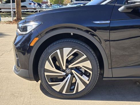 New 2025 Volkswagen ID.4 Pro S Plus AWD/4WD image 5