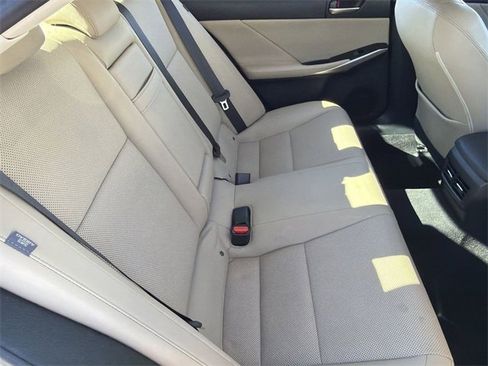 Used 2017 Lexus IS 200t 200t image 12