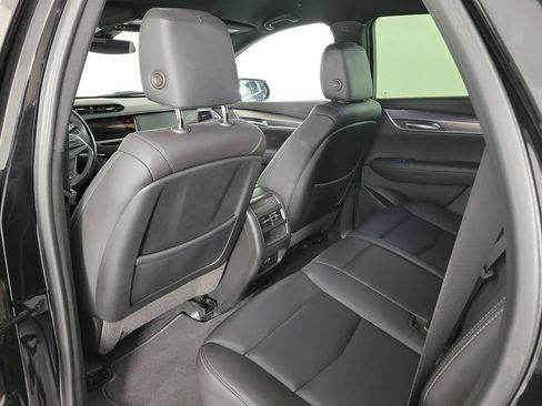 Certified 2023 Cadillac XT5 Luxury FWD image 12