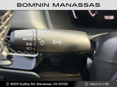 Used 2025 Honda Civic Sport image 22