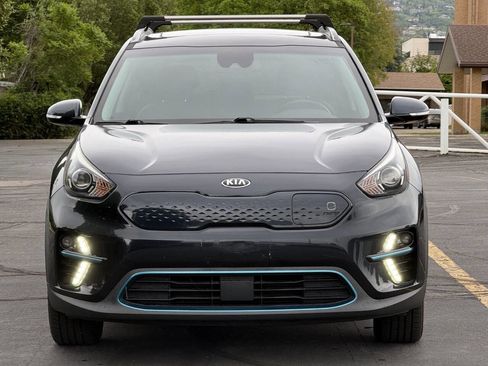 Used 2020 Kia Niro EX Premium FWD image 2