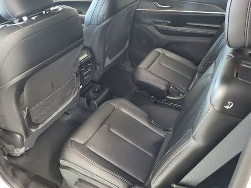 New 2025 Jeep Grand Cherokee L Limited image 22