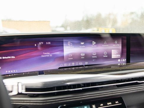 Used 2025 Cadillac Escalade Luxury image 29