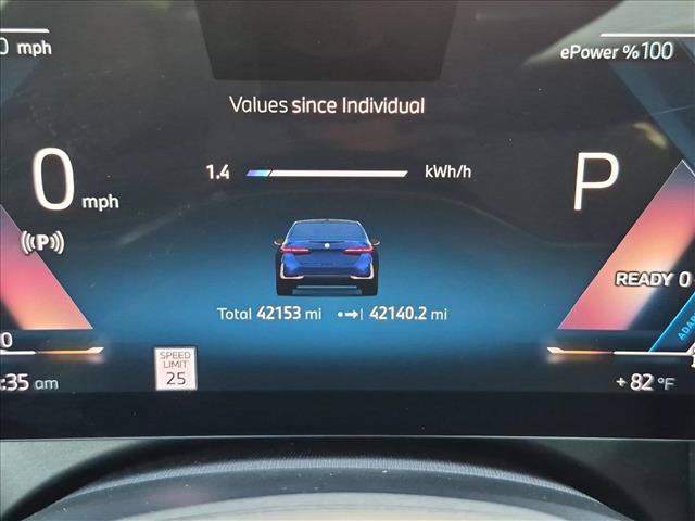 Used 2024 BMW i5 eDrive40i w/ Convenience Package RWD image 11