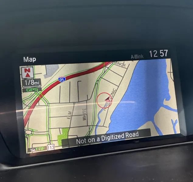 Used 2018 Acura TLX w/ Technology Package FWD image 12