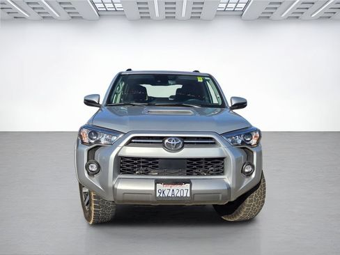 Used 2021 Toyota 4Runner TRD Off-Road Premium w/ Moonroof Package AWD/4WD image 2
