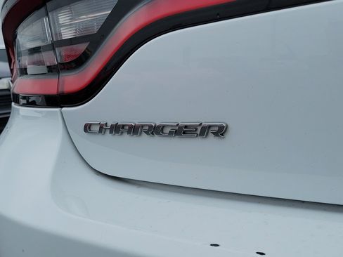 Used 2023 Dodge Charger SXT image 6