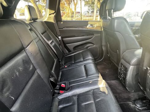 Used 2017 Jeep Grand Cherokee Overland image 41