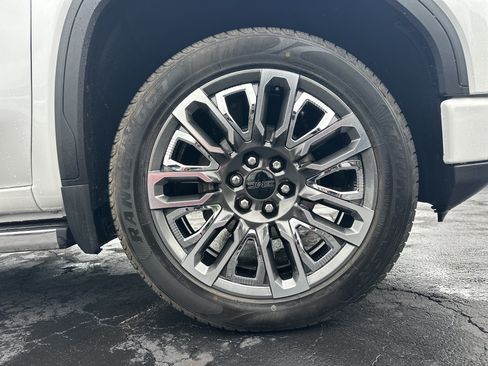 Used 2024 GMC Sierra 1500 Denali Ultimate AWD/4WD image 13