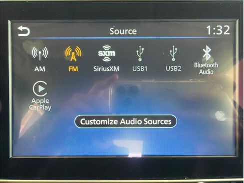 Used 2025 Nissan Leaf S FWD image 21