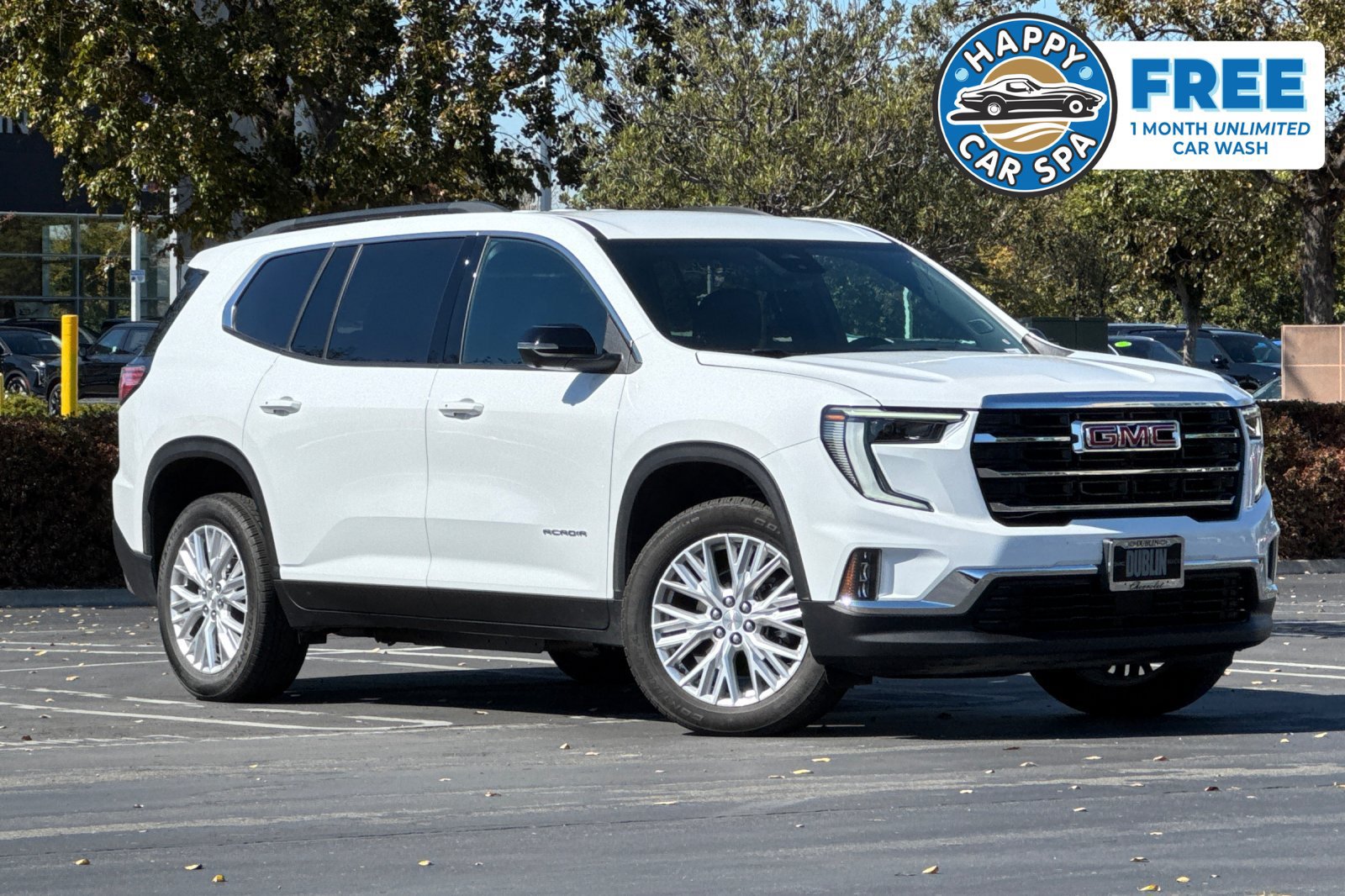 Used 2026 GMC Acadia Elevation w/ Elevation Premium Package FWD image 1